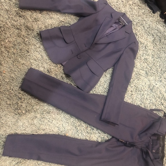 Elegant perfect condition full sets !! - Picture 2 of 8